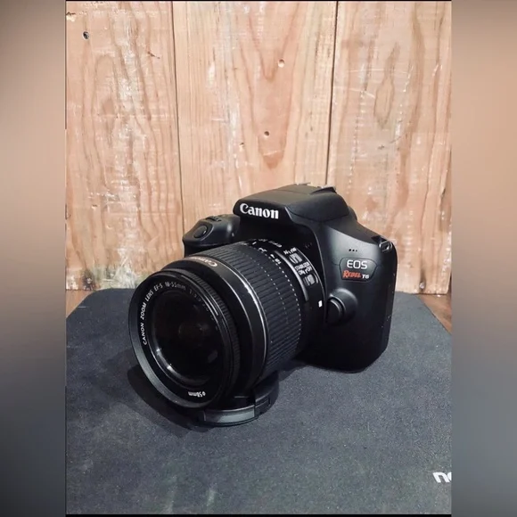 Canon EOS Rebel 7 Black DSLR Camera - Picture 3 of 9